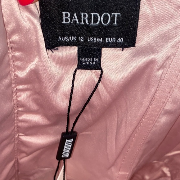 Bardot Strap Pink Lace Dress - Picture 7 of 16